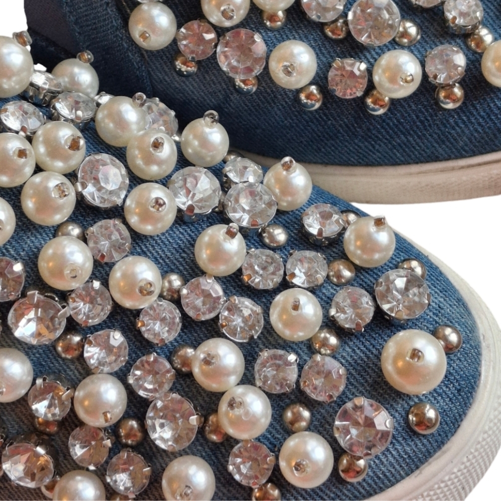 Vigo Fiore Chic-22 Studded Pearl Rhinestone Denim Slip-On Sneaker Women Size 6.5 - Picture 8 of 13